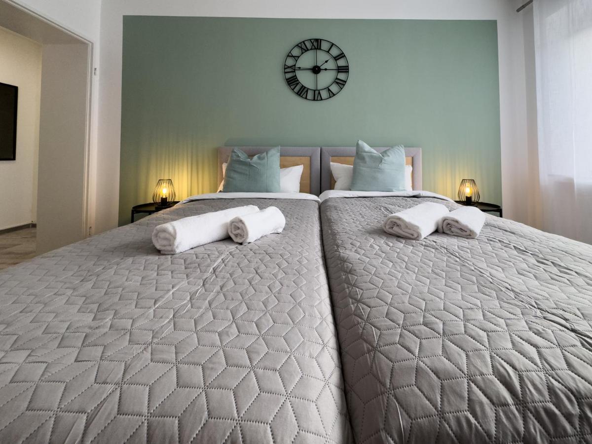 Immostay City Apartments - Modern & Wifi BRE Esterno foto