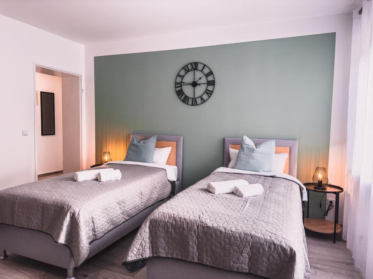 Immostay City Apartments - Modern & Wifi BRE Esterno foto
