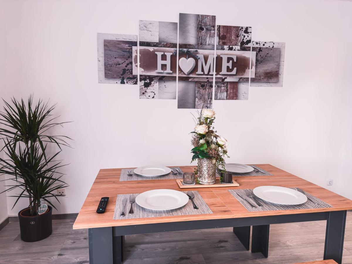 Immostay City Apartments - Modern & Wifi BRE Esterno foto