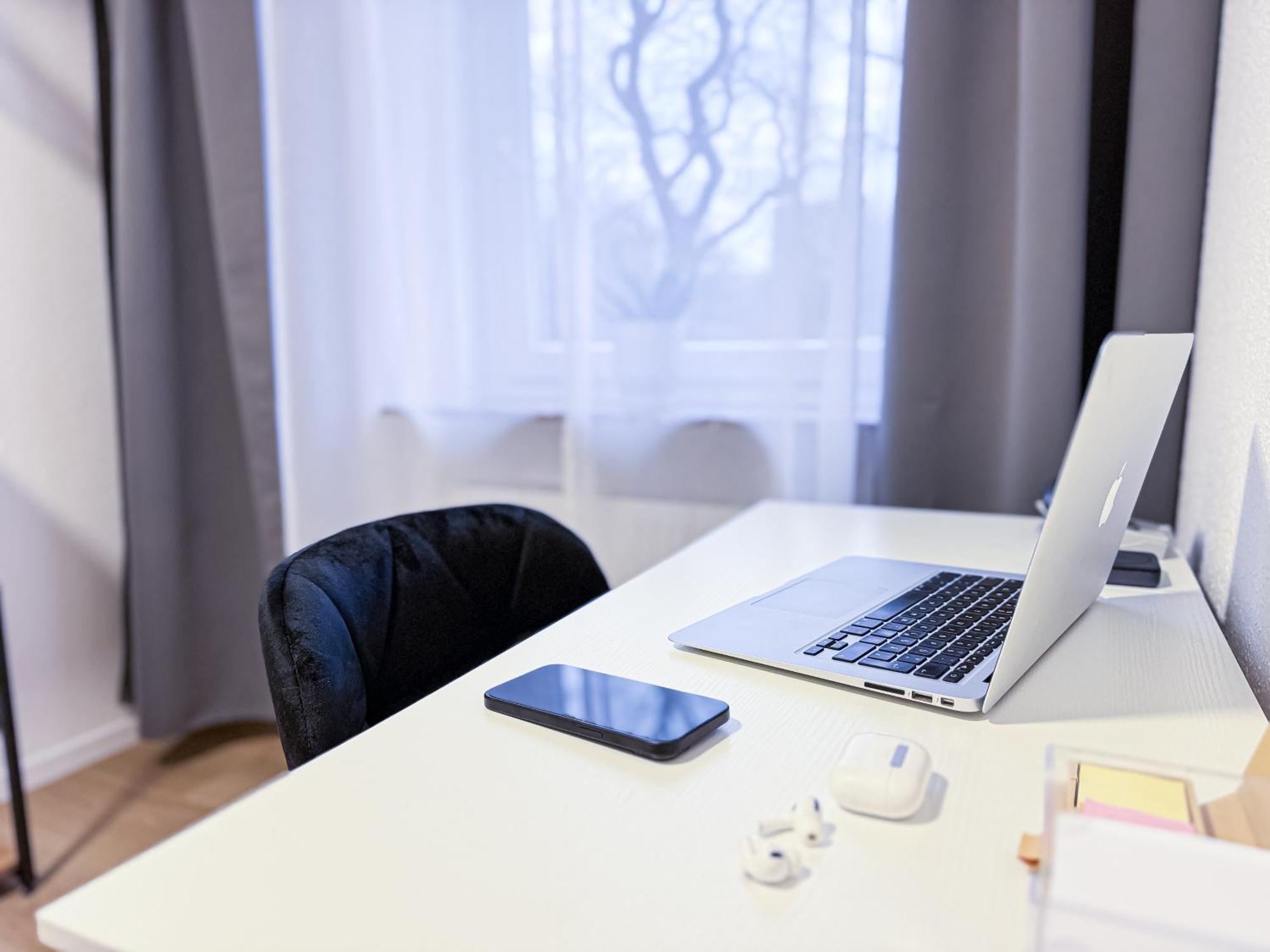 Immostay City Apartments - Modern & Wifi BRE Esterno foto