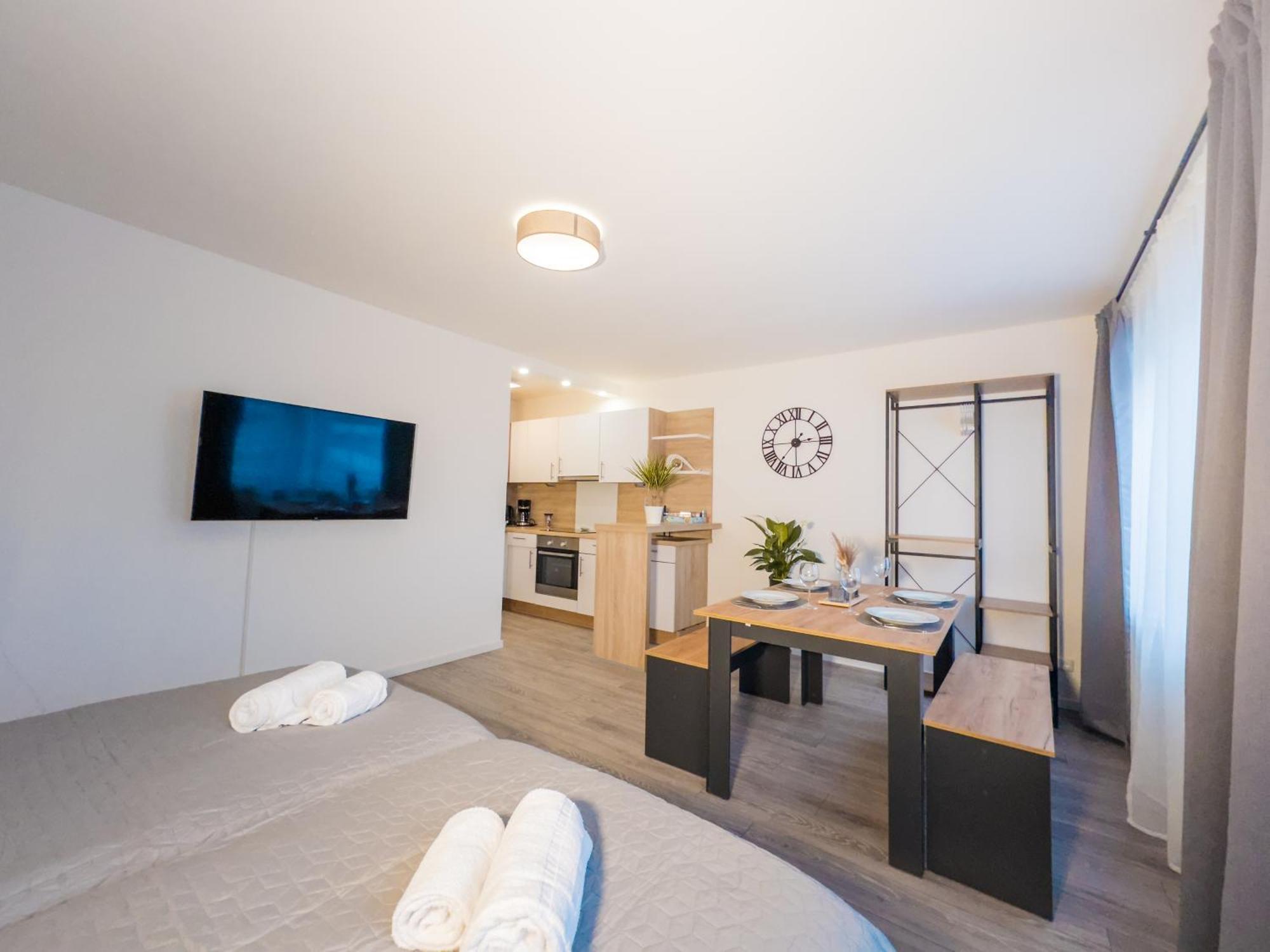 Immostay City Apartments - Modern & Wifi BRE Esterno foto
